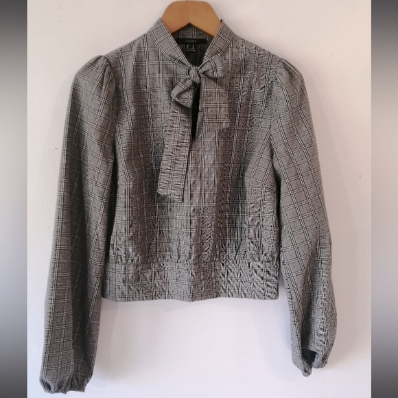 🌾 F21 cropped blouse - Picture 6 of 6